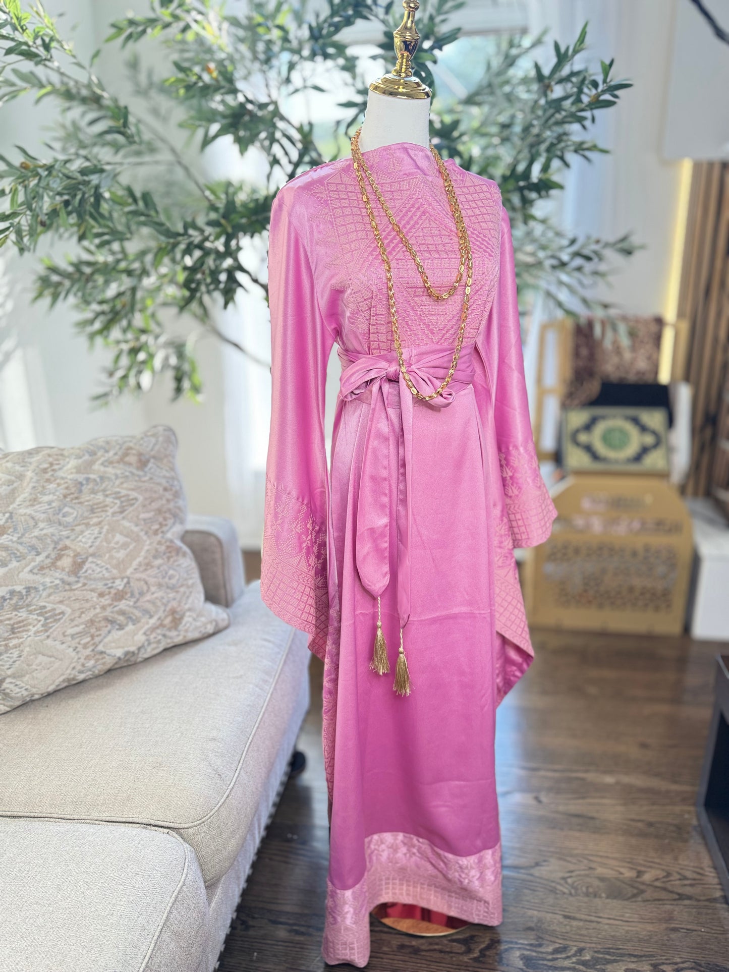 Pink Satin Embroidered Thobe Kaftan with Wide Sleeves