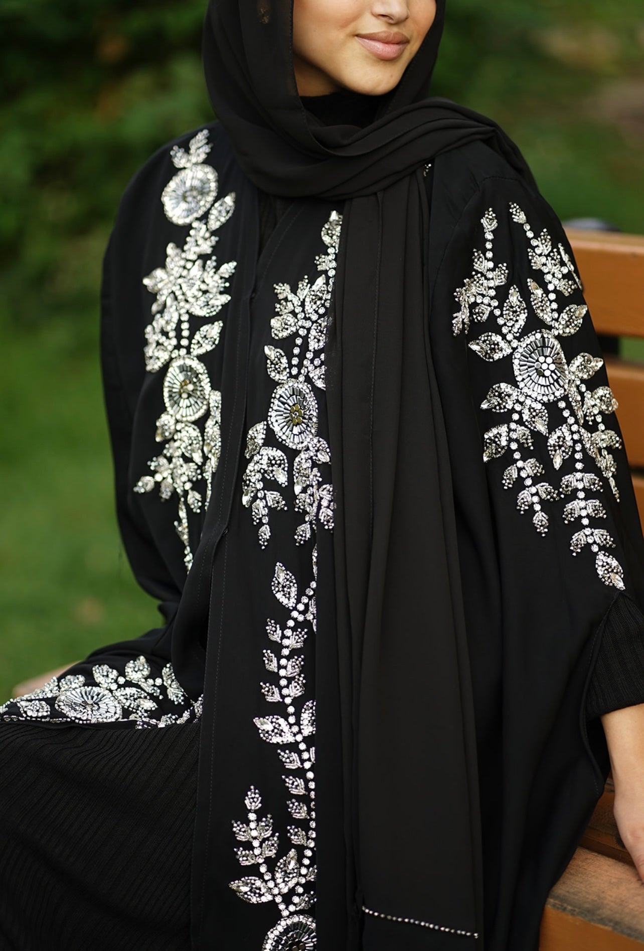 LUXURY EMERALD BLACK EMBELLISHED Beaded CAPE ABAYA
