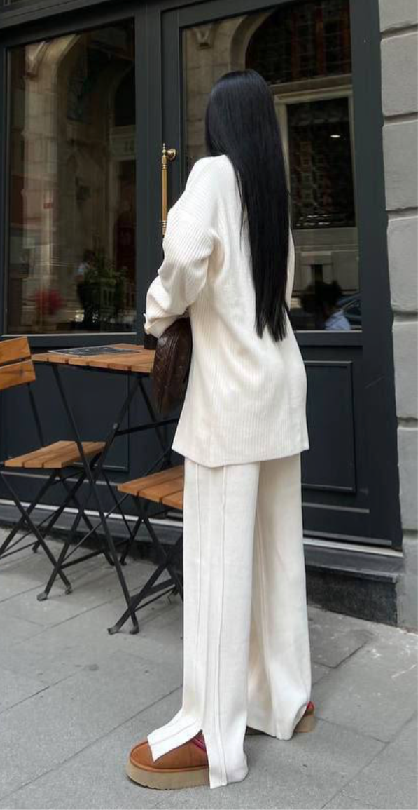 Timeless V Pant Set