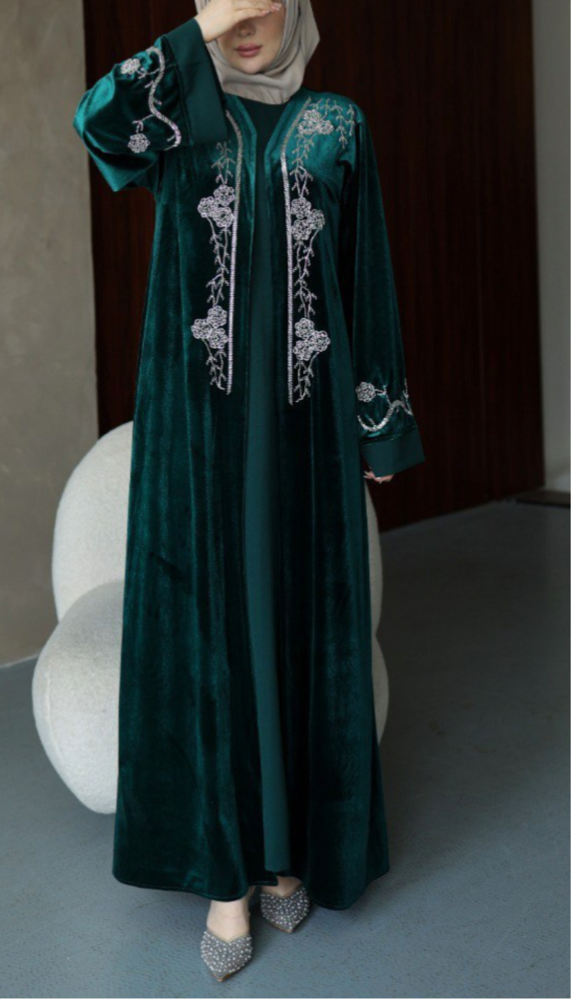 Velvet abaya Set with embroidered silver beads