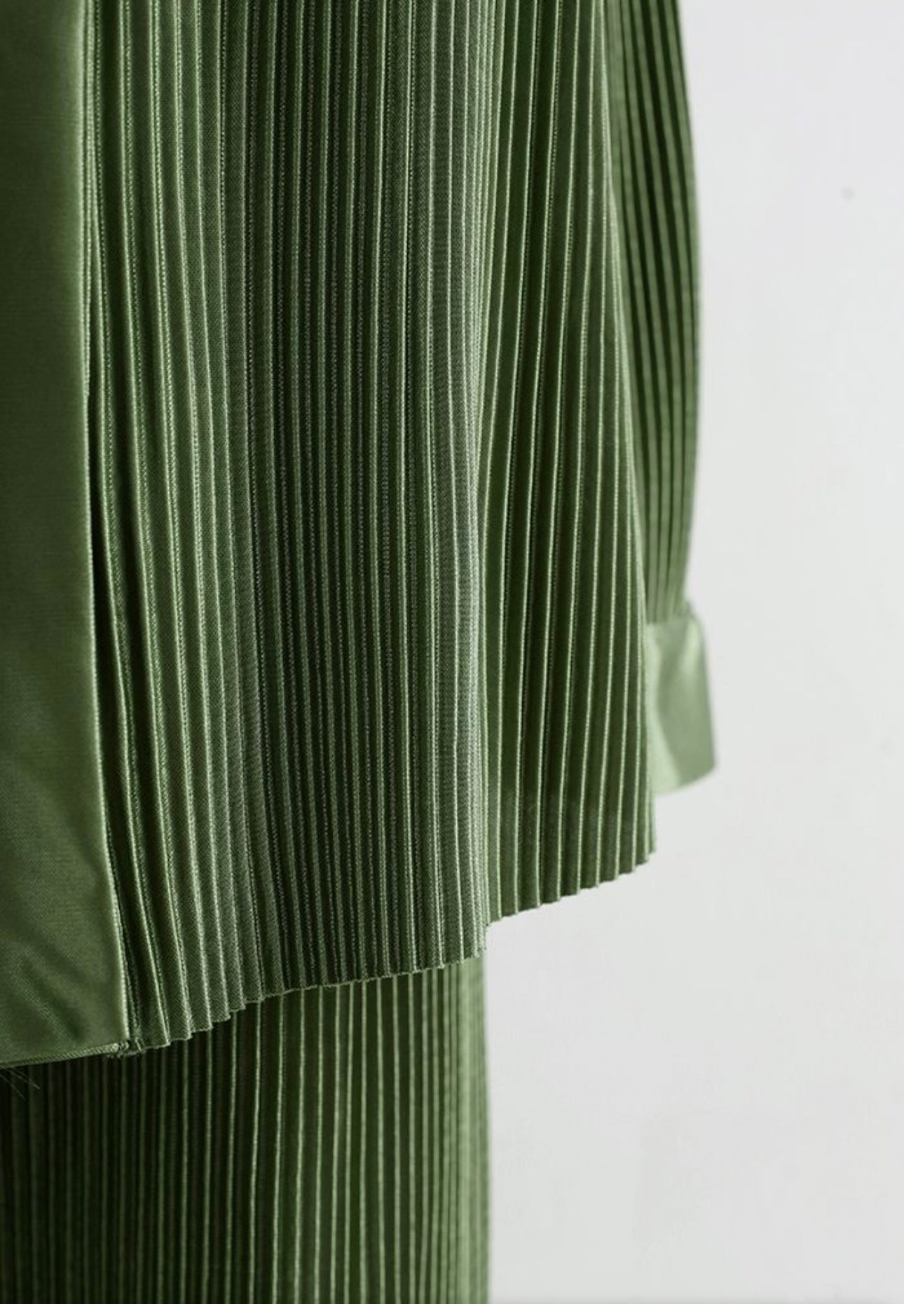 FULL PLEATED PLISSE SHIRT AND PANTS SET
