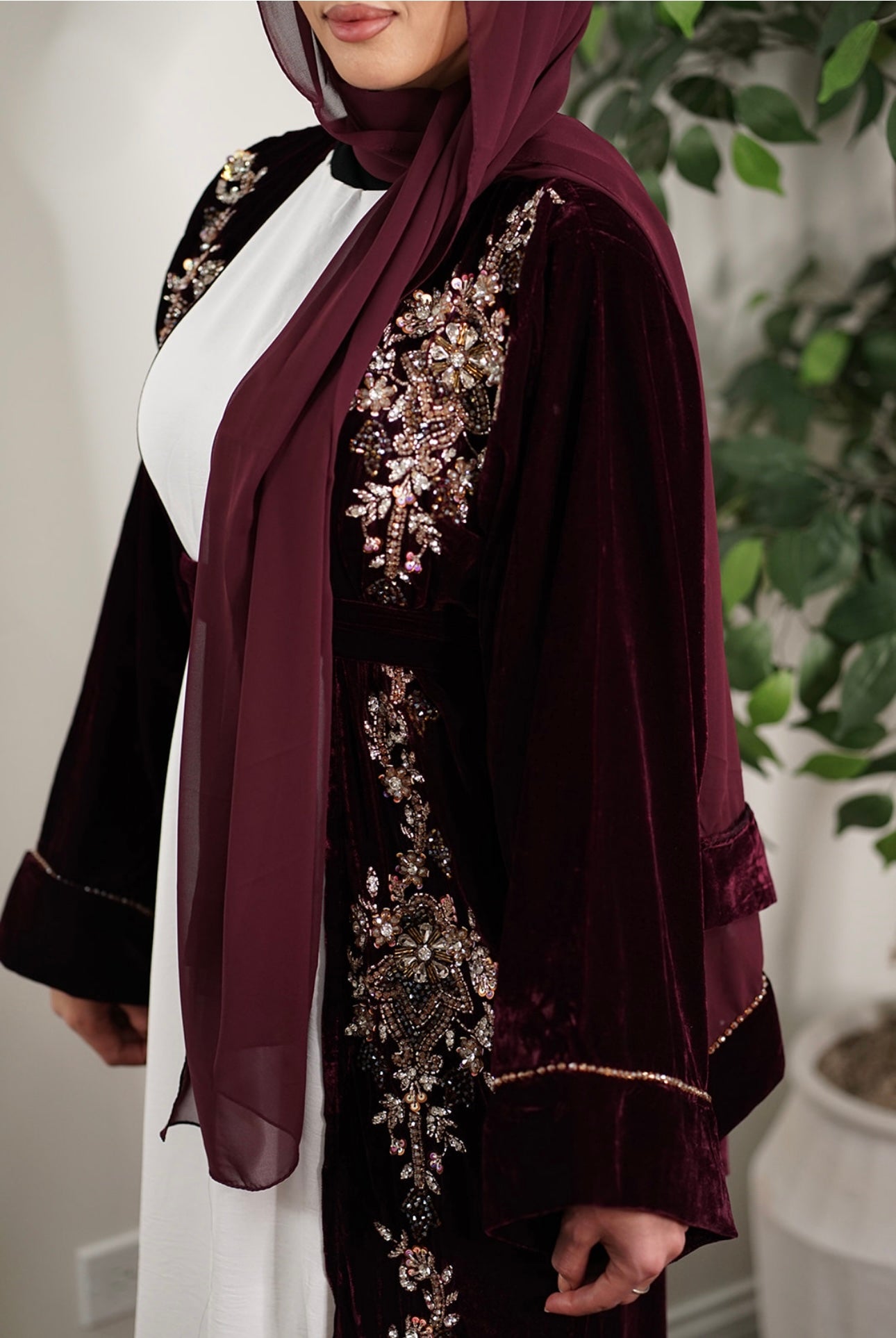 LUXURY VELVET EMBELLISHED FRONT AND BACK EVENING OPEN ABAYA