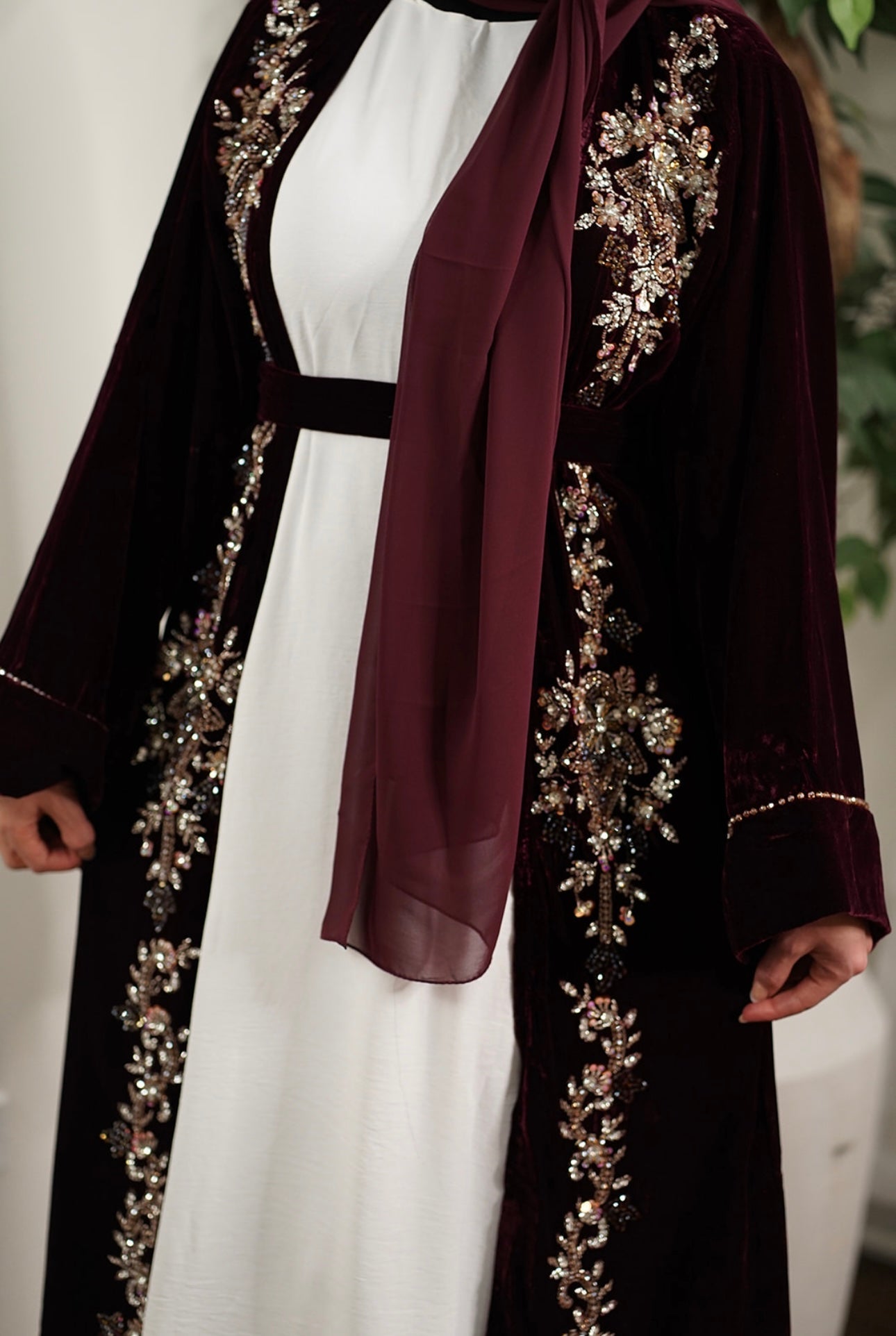 LUXURY VELVET EMBELLISHED FRONT AND BACK EVENING OPEN ABAYA