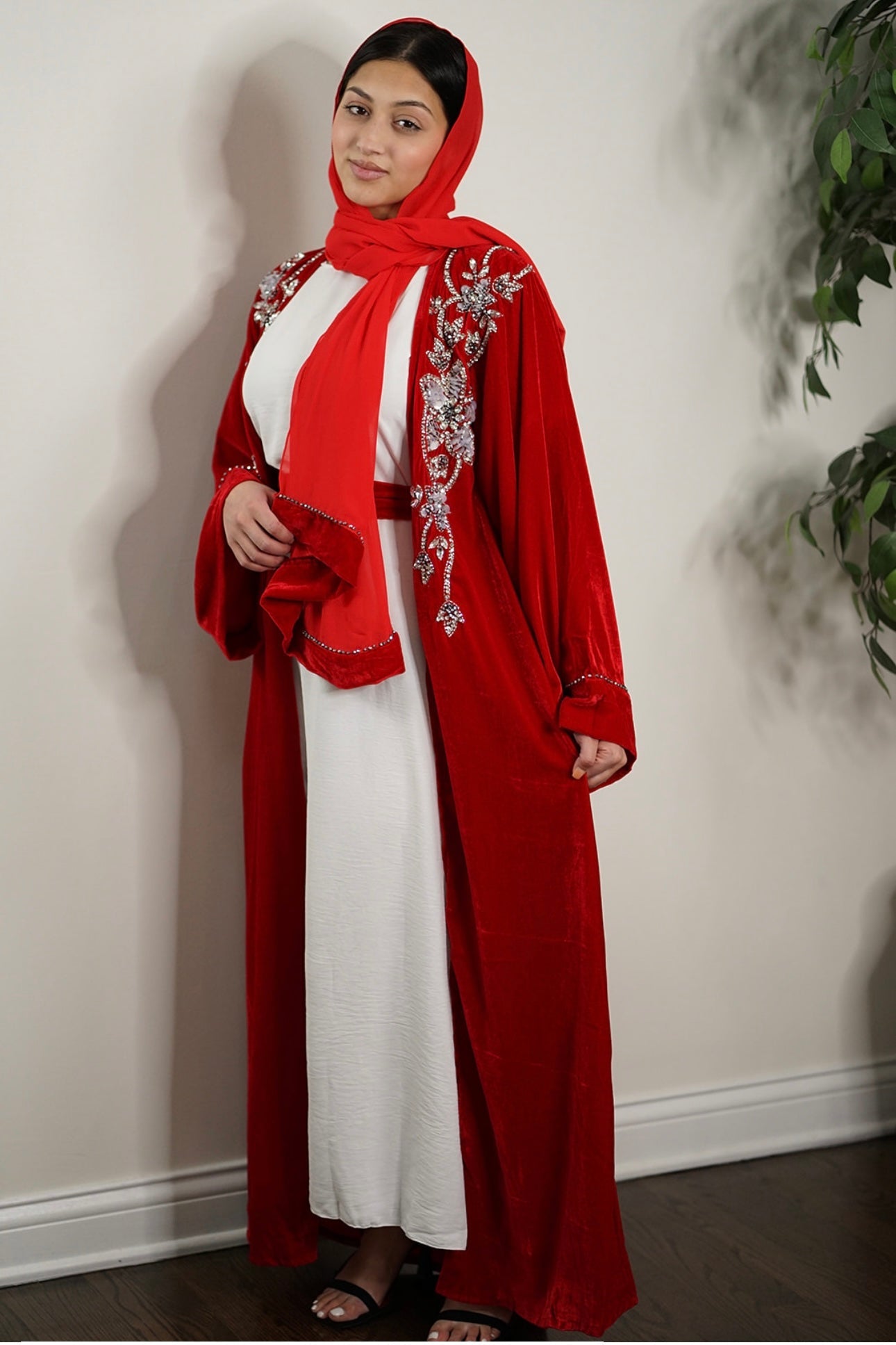 LUXURY VELVET EMBELLISHED FRONT AND BACK EVENING OPEN ABAYA