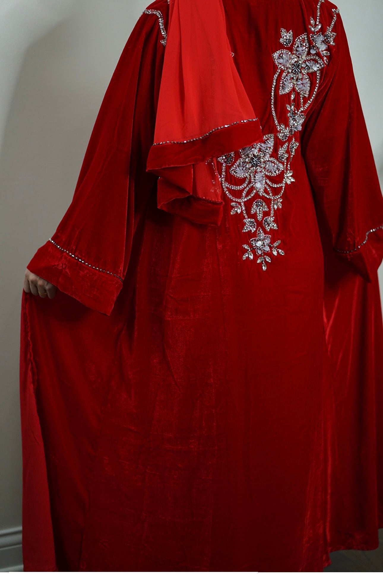LUXURY VELVET EMBELLISHED FRONT AND BACK EVENING OPEN ABAYA