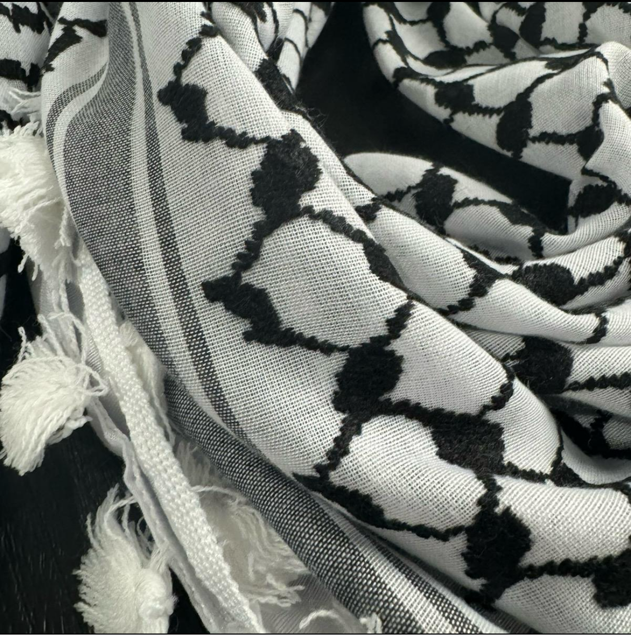 Palestinian Kufiya Shemagh hatta Scarf Cotton Winter Shawl neck wrap keffiyah embroidered with tussles