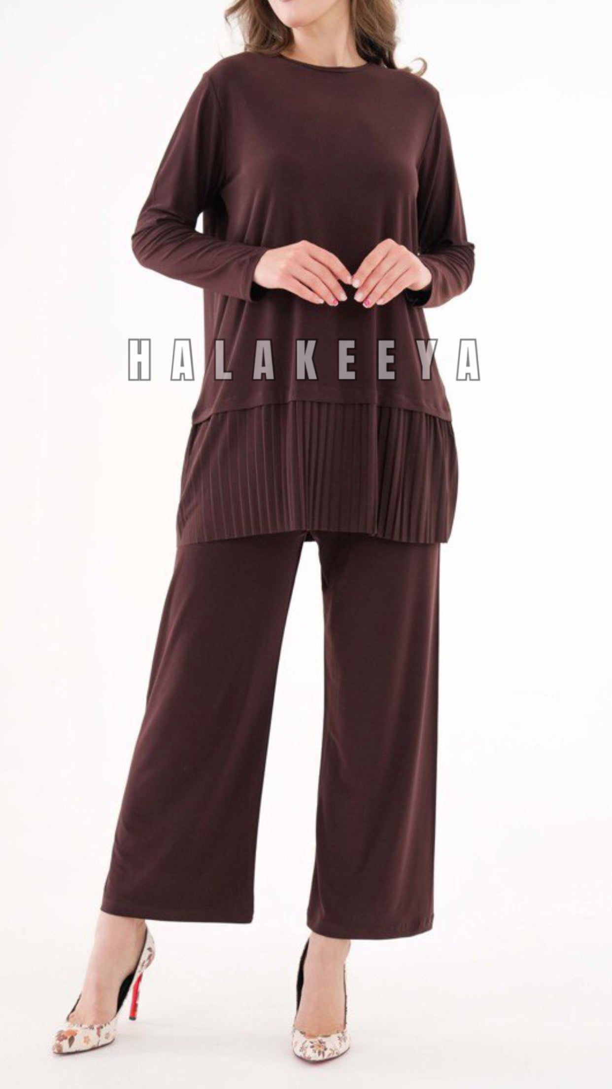 Long Sleeves Ruffled Hem Tunic and Ankle pants set