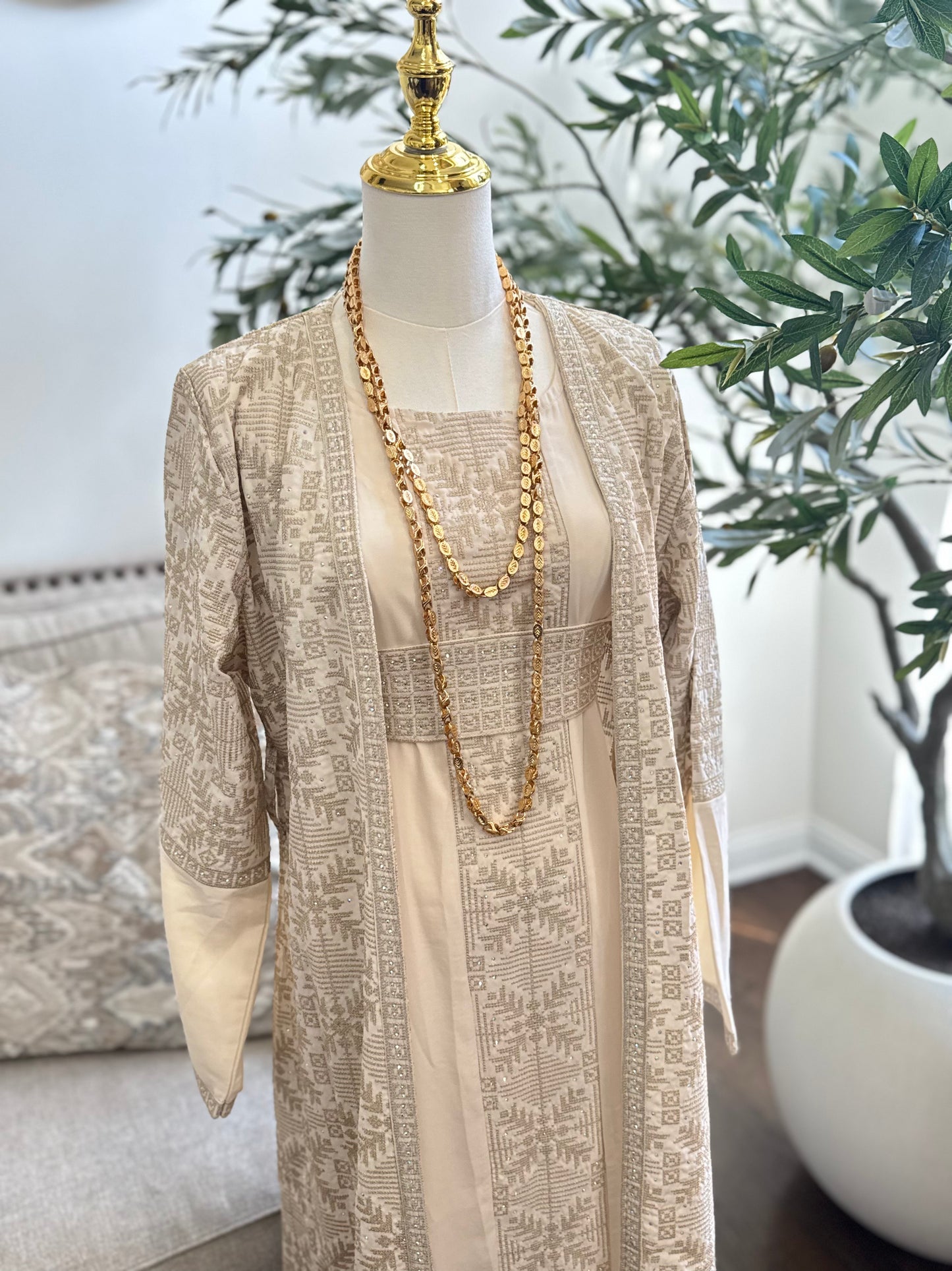 3 Pcs Tatreez Beige Open Abaya Thobe