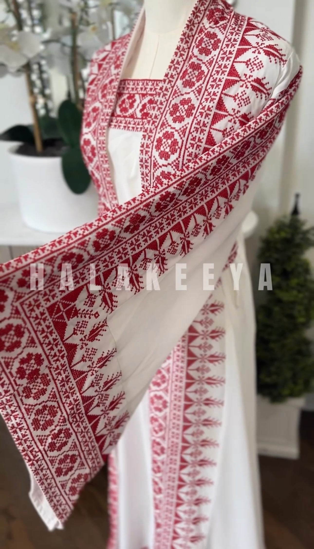 3 Pcs White Palestinian Embroidered Tatreez Open Abaya Thobe