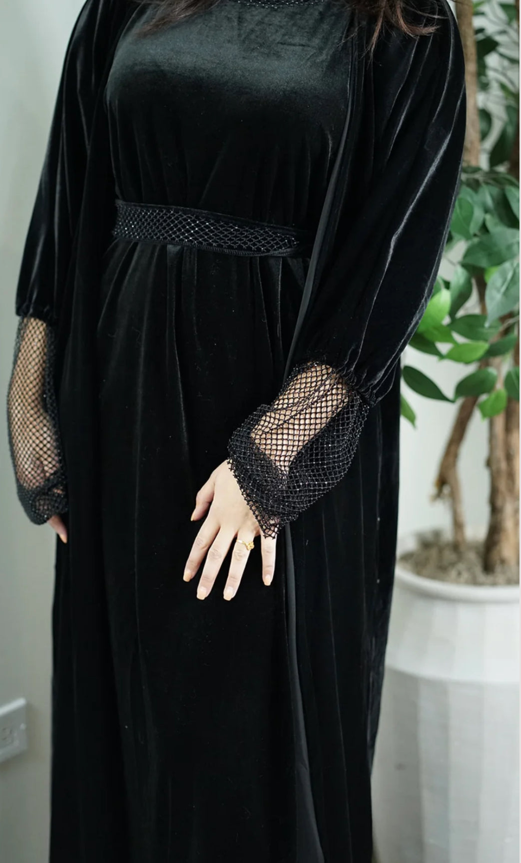 DUBAI Black Velvet Embellished cuffed Abaya ( 4 pcs set)