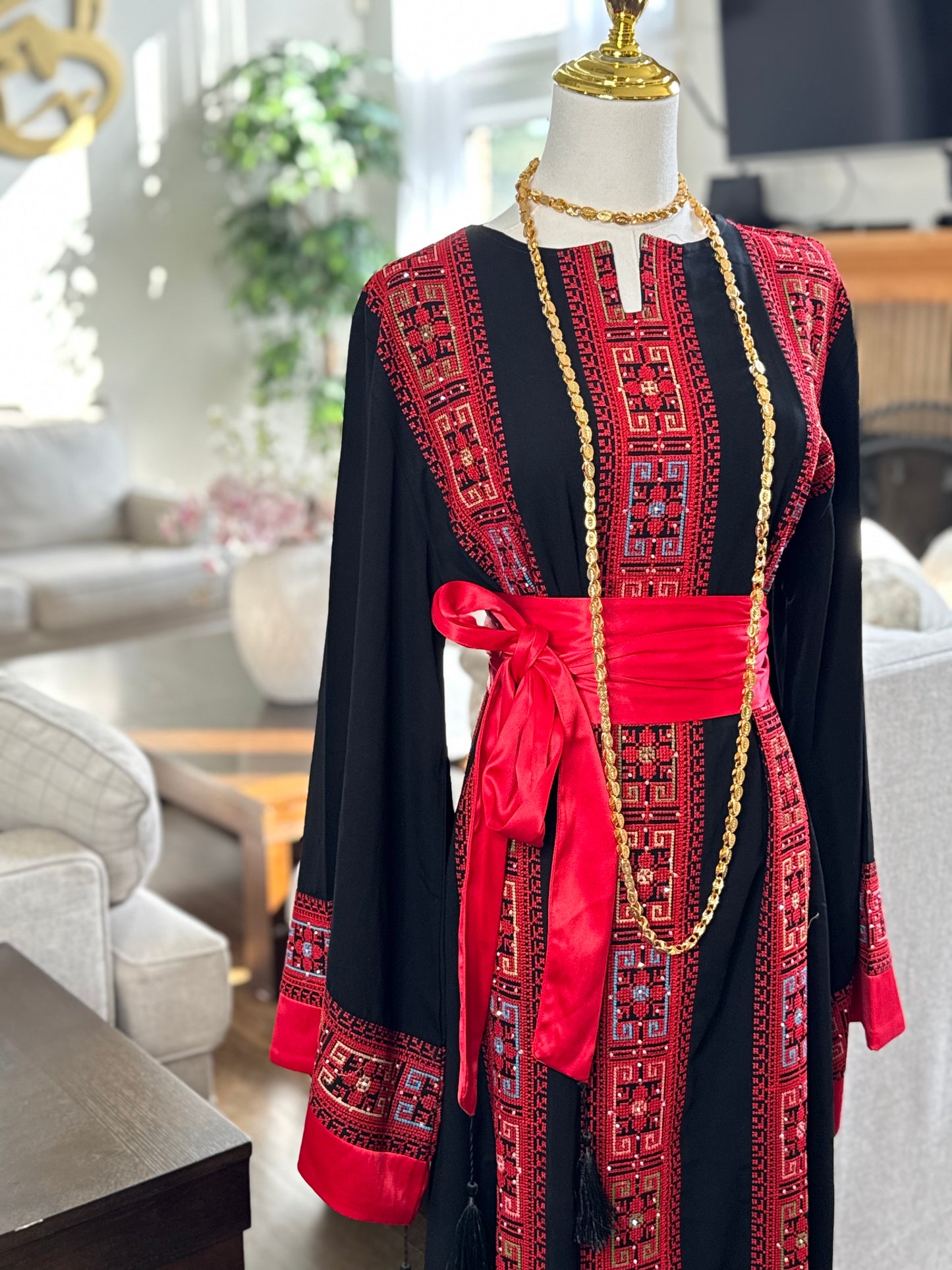 2 Pcs Embroidered Palestinian traditional Tatreez Thobe