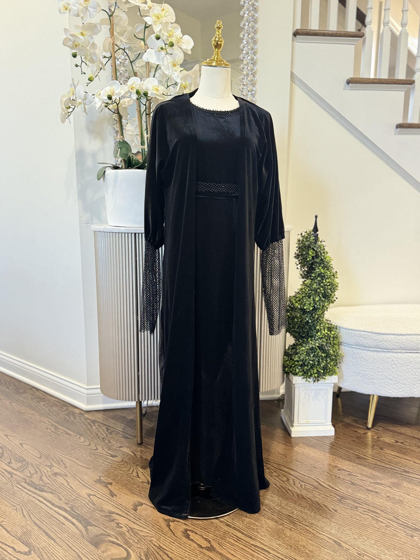 DUBAI Black Velvet Embellished cuffed Abaya ( 4 pcs set)