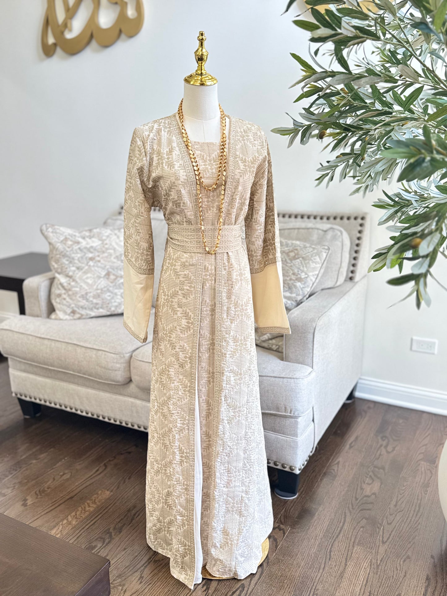 3 Pcs Tatreez Beige Open Abaya Thobe