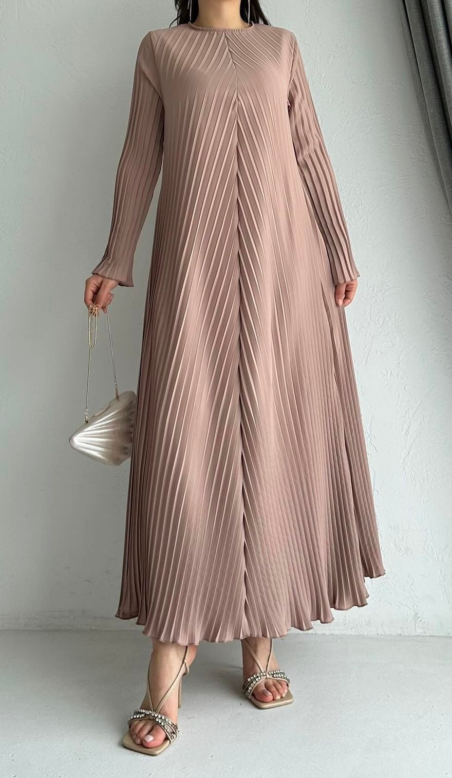 Pleated Long Sleeves Dress