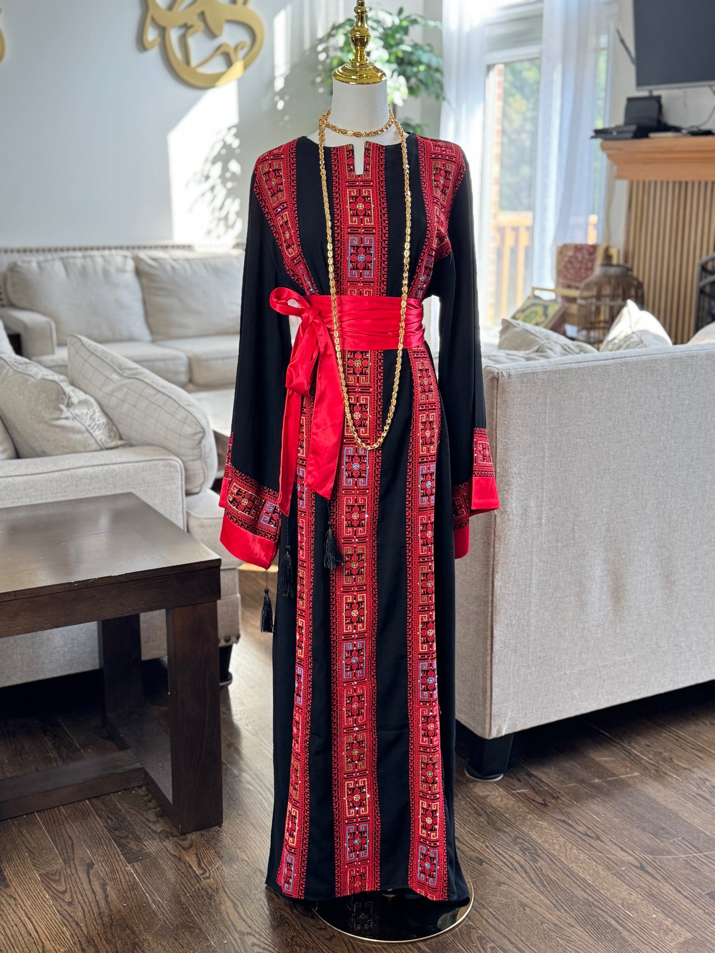 2 Pcs Embroidered Palestinian traditional Tatreez Thobe