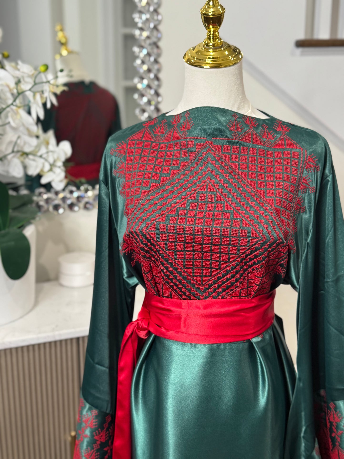Green Satin Embroidered Thobe with Wide Sleeves
