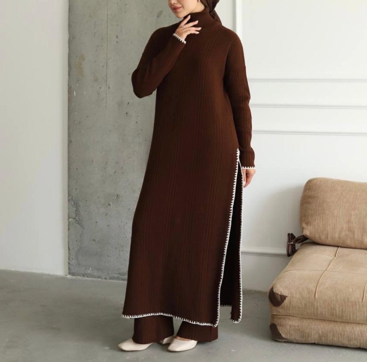 2 Pcs Co-Ord Knit-Crochet Details Pants Set Turtleneck Full Length top