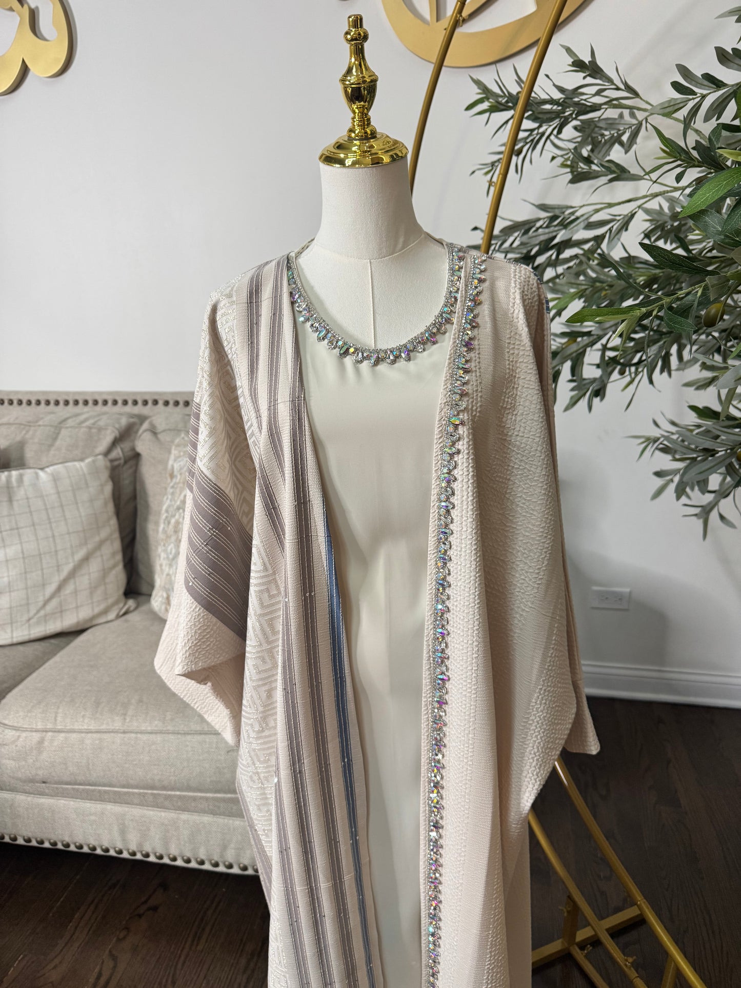 1 pcs Butterfly Crystal Beaded embellished Modest Ivory Abaya Bisht