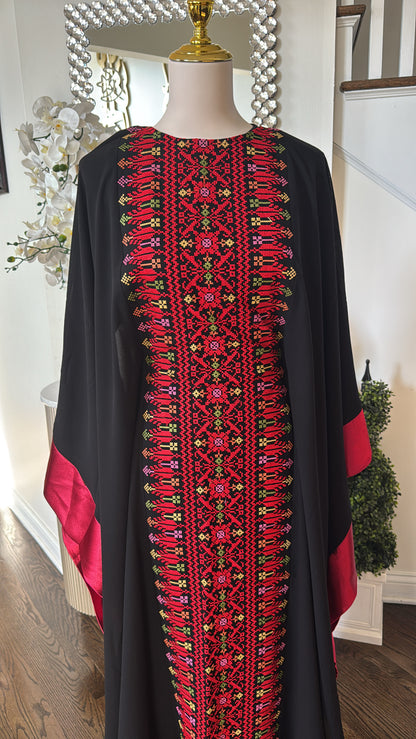 Embroidered Tatreez Bisht abaya