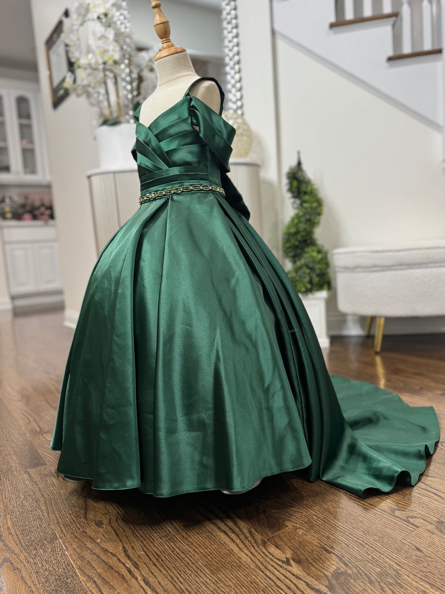 Sara Luxury GREEN Beaded lace Puffy Flower Girl Dress