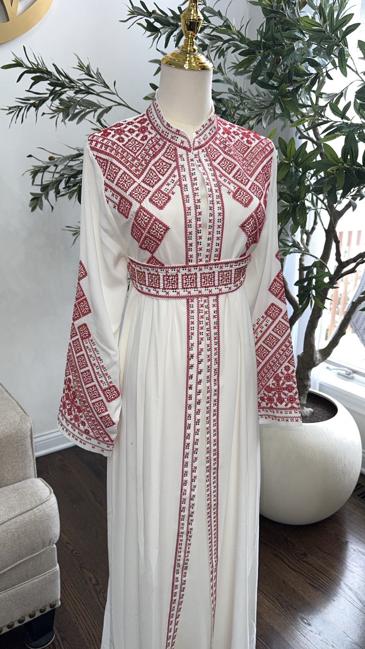 3 pcs Palestinian traditional white embroidered tatreez open abaya Thobe