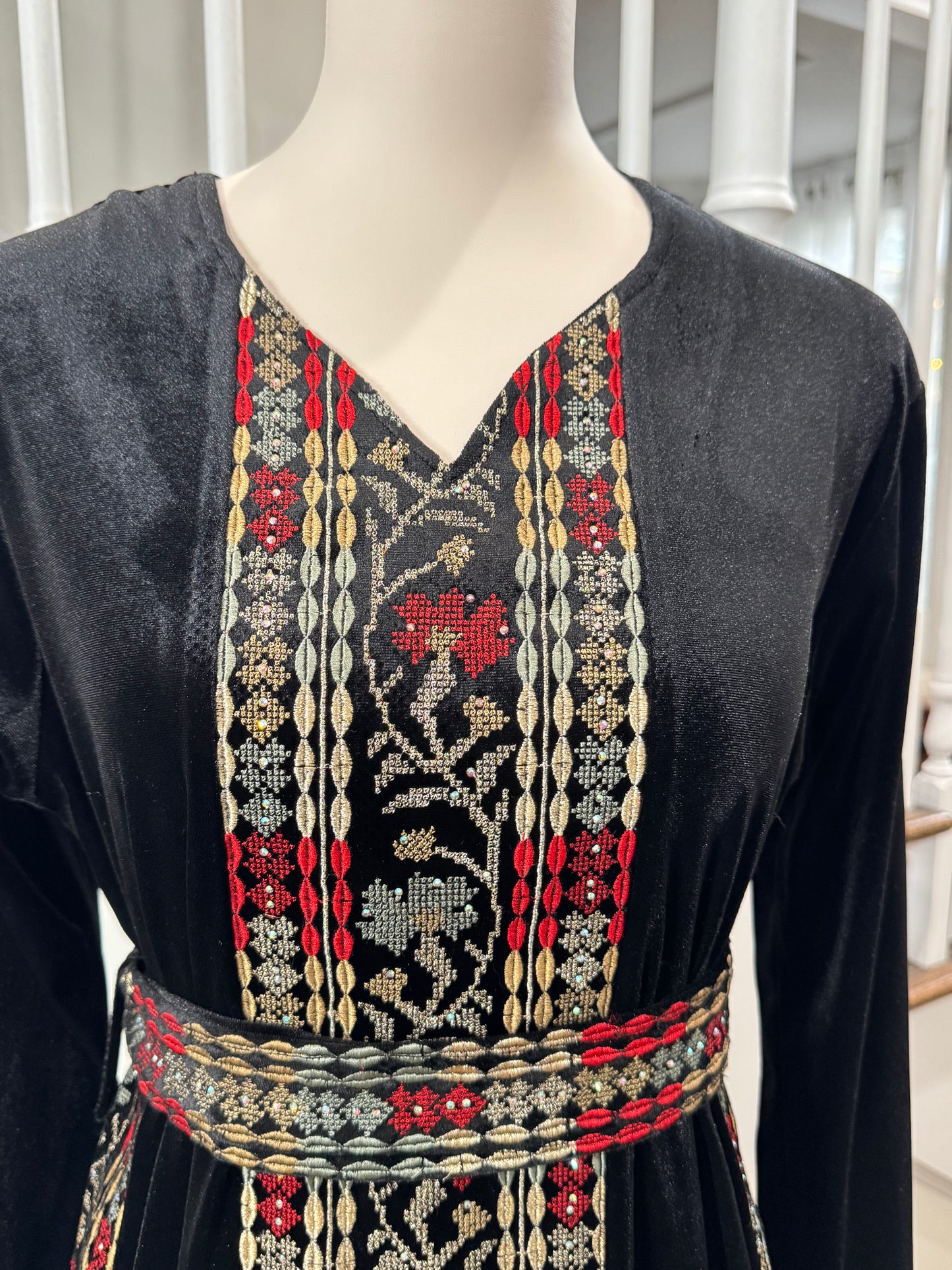 Velvet Palestinian Traditional Tatreez Thobe