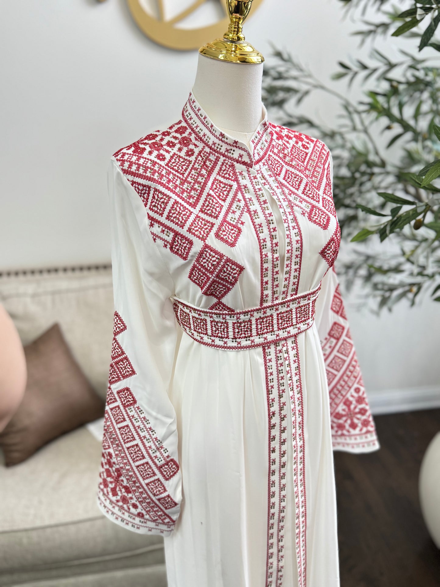 3 pcs Palestinian traditional white embroidered tatreez open abaya Thobe