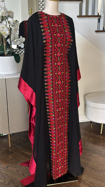 Embroidered Tatreez Bisht abaya