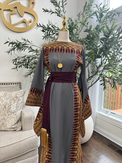 Luxurious Embroidered Tatreez Mermaid Thobe Dress via