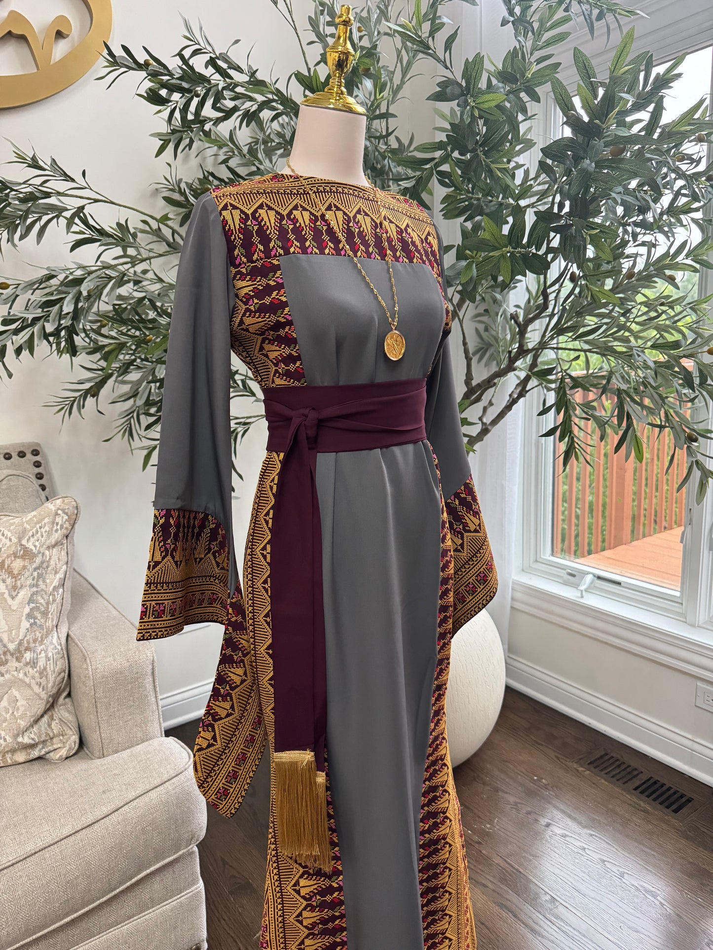Luxurious Embroidered Tatreez Mermaid Thobe Dress via