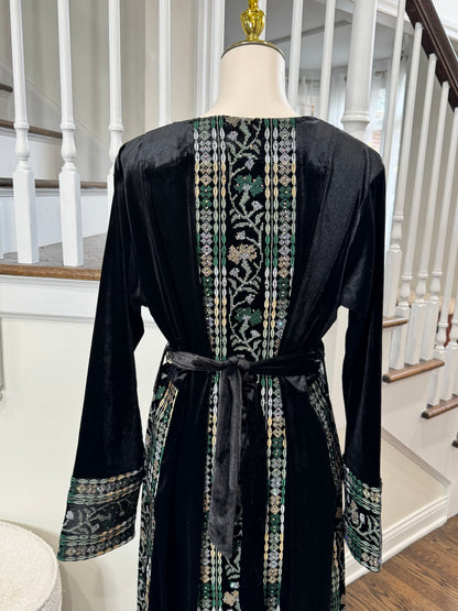 Velvet Palestinian Traditional Tatreez Thobe