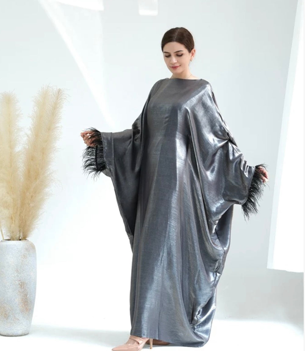 BUTTERFLY ABAYA Feather Cuff Details