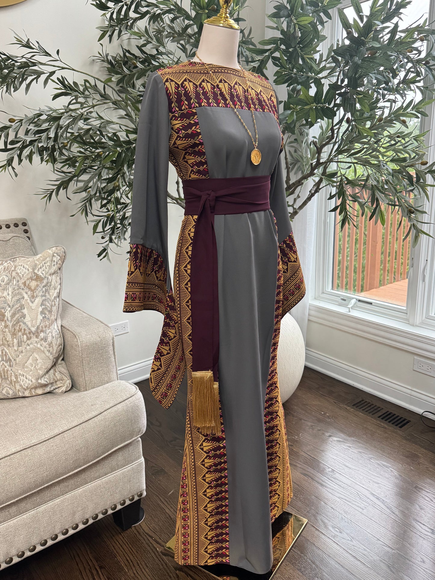 Luxurious Embroidered Tatreez Mermaid Thobe Dress via