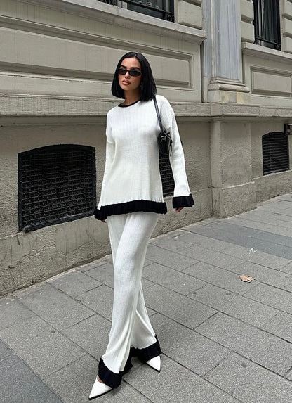 Co-Ord Dual-Tone Delight Knitwear Pant Set