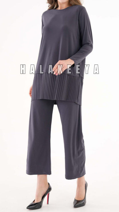 Long Sleeves Ruffled Hem Tunic and Ankle pants set