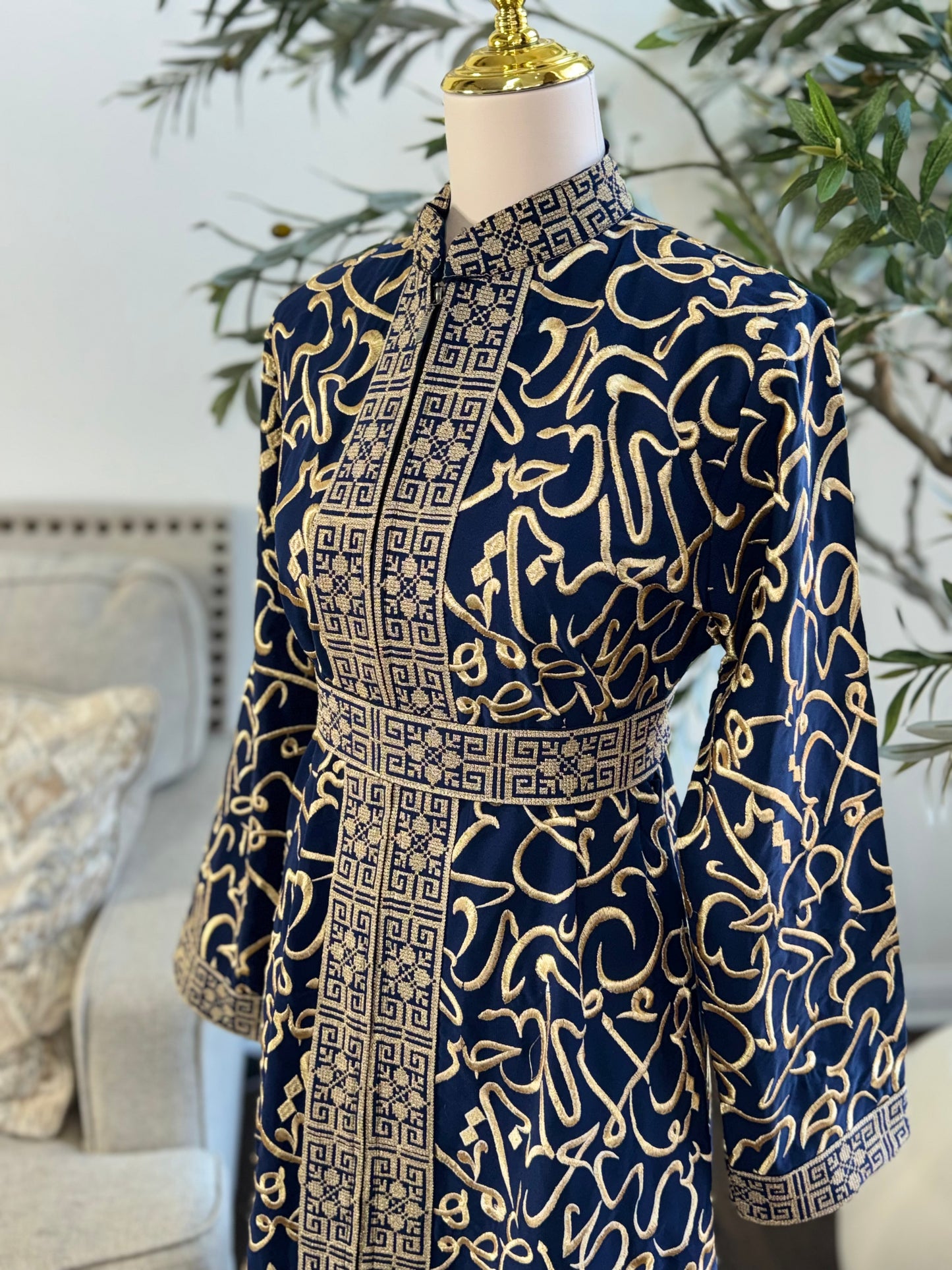 Arabic Letter embroidered/tatreez on zipped Off White abaya kaftan Thobe