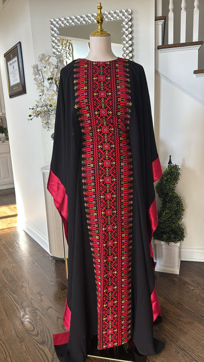Embroidered Tatreez Bisht abaya