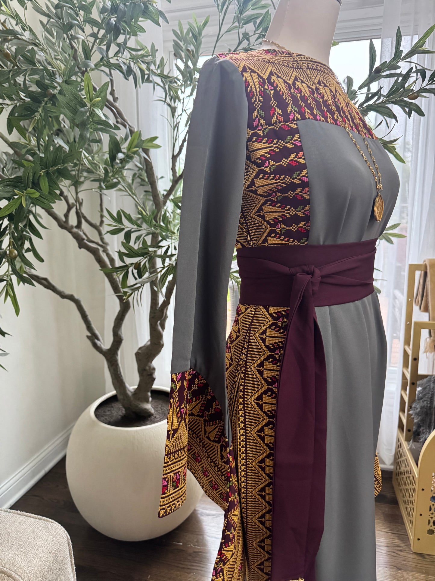 Luxurious Embroidered Tatreez Mermaid Thobe Dress via