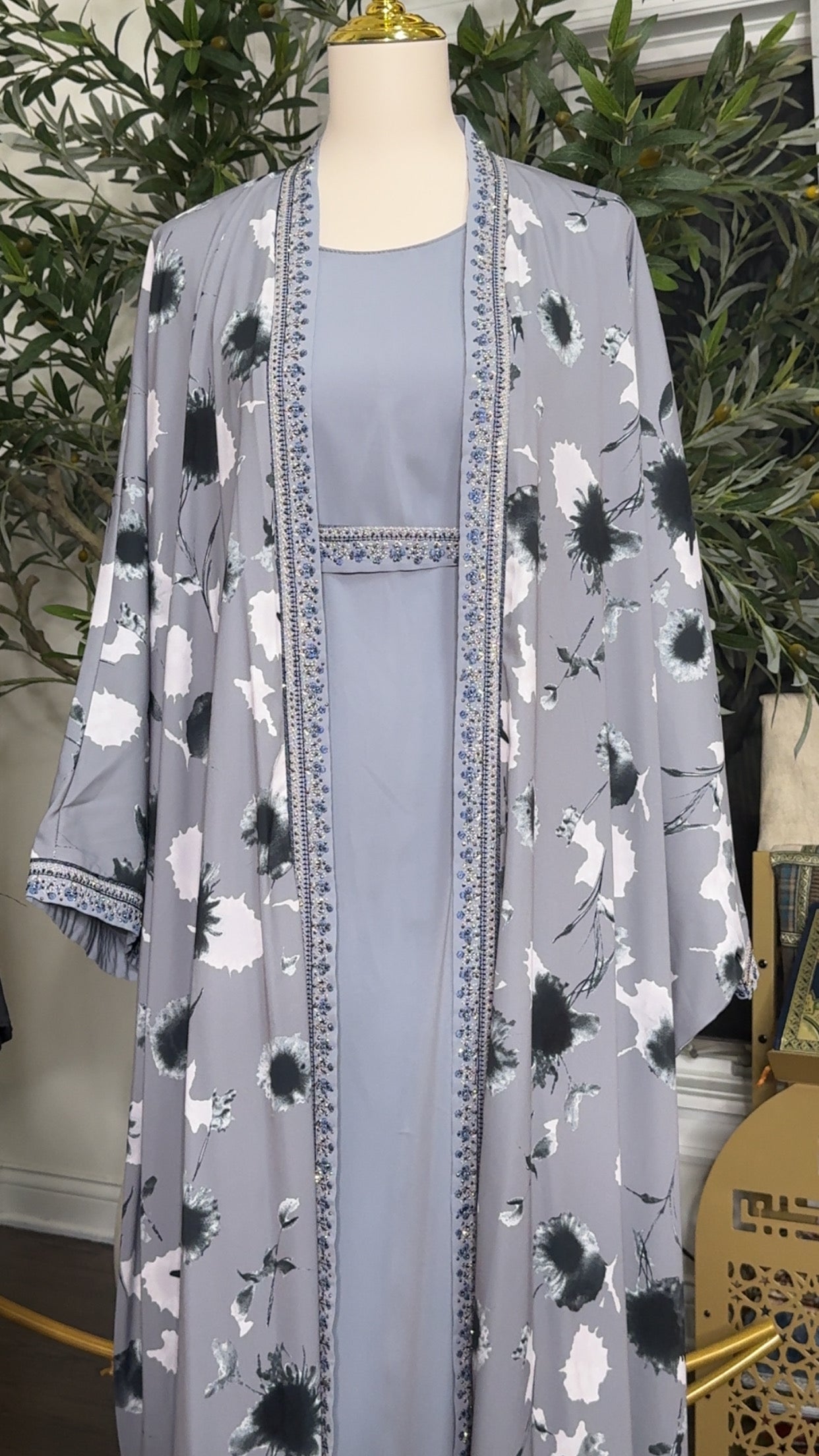 Elegance Floral Butterfly Grey Embroidered Abaya Set