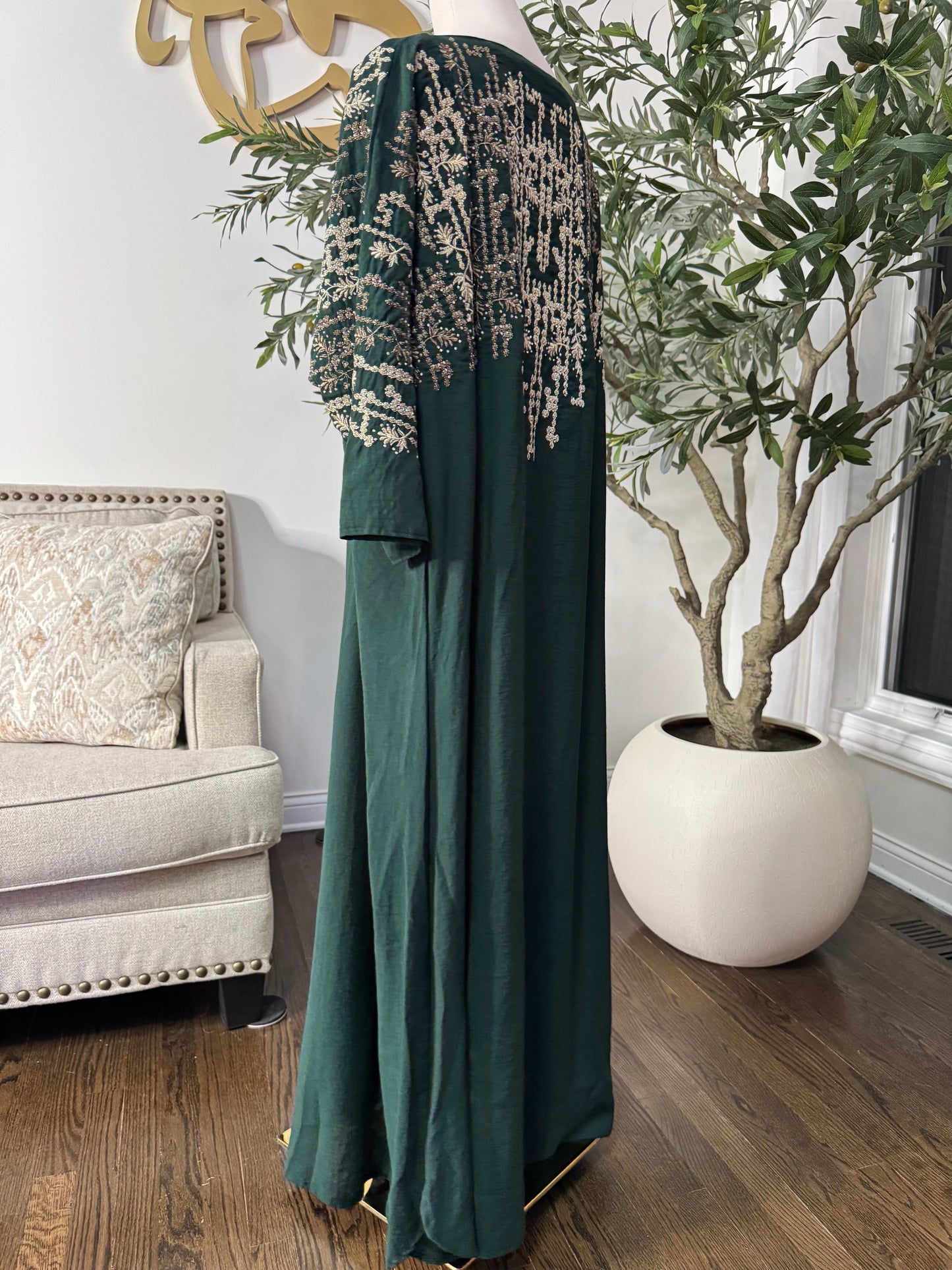 Traditional Embroidered Modest Dress with Adjustable Waist