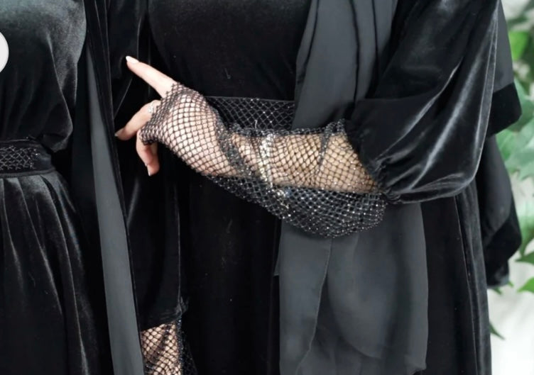 Black Velvet Embellished cuffed Abaya ( 4 pcs set)