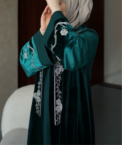 Velvet abaya Set with embroidered silver beads