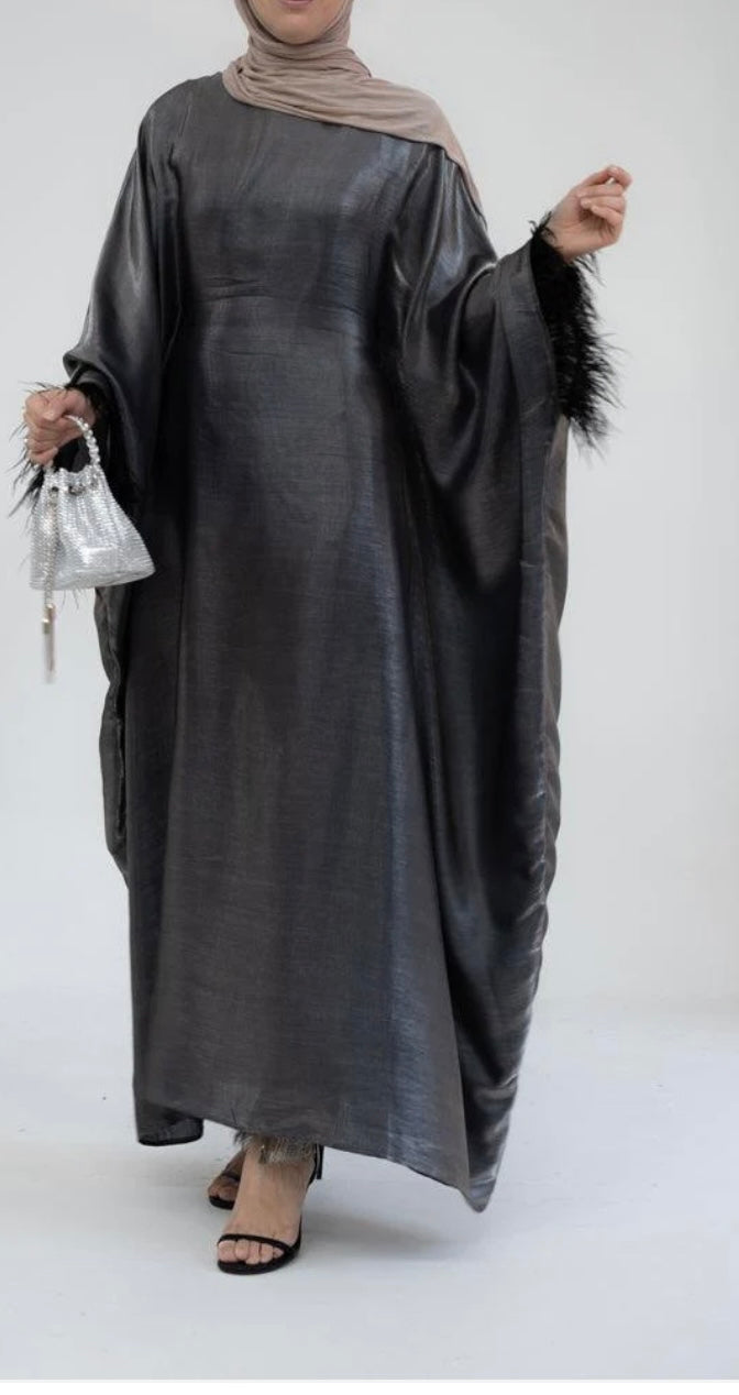 BUTTERFLY ABAYA Feather Cuff Details