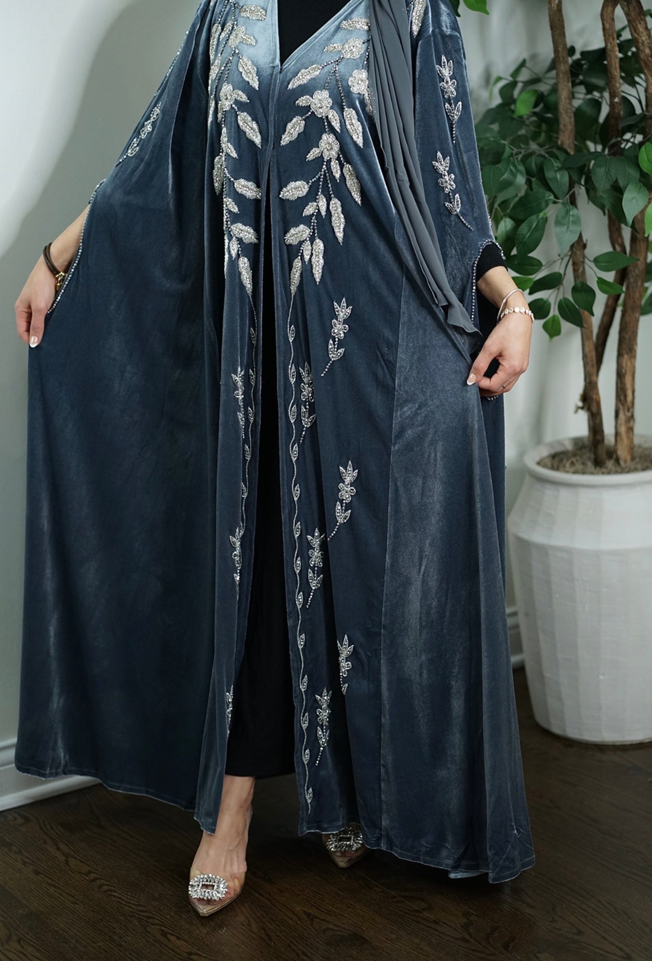 LUXURY VELVET EMBELLISHED CAPE