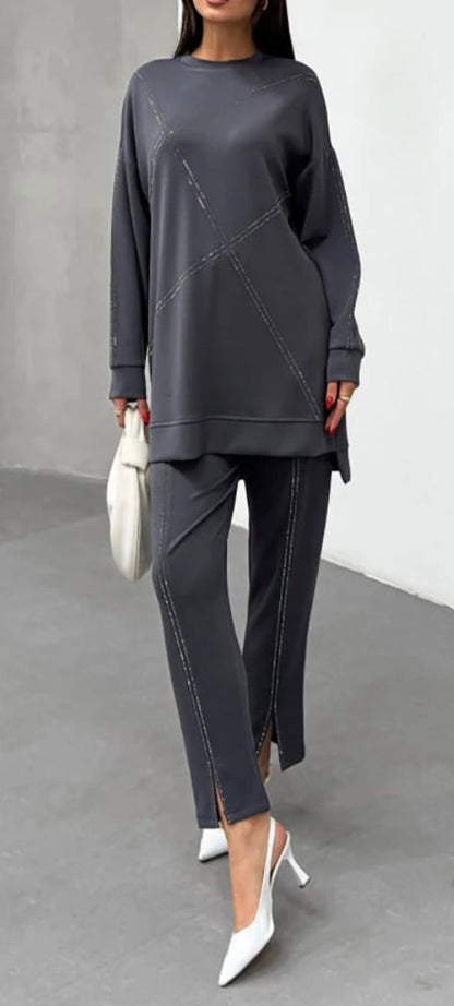 Chic 2-piece set featuring stud detailing Pant Set