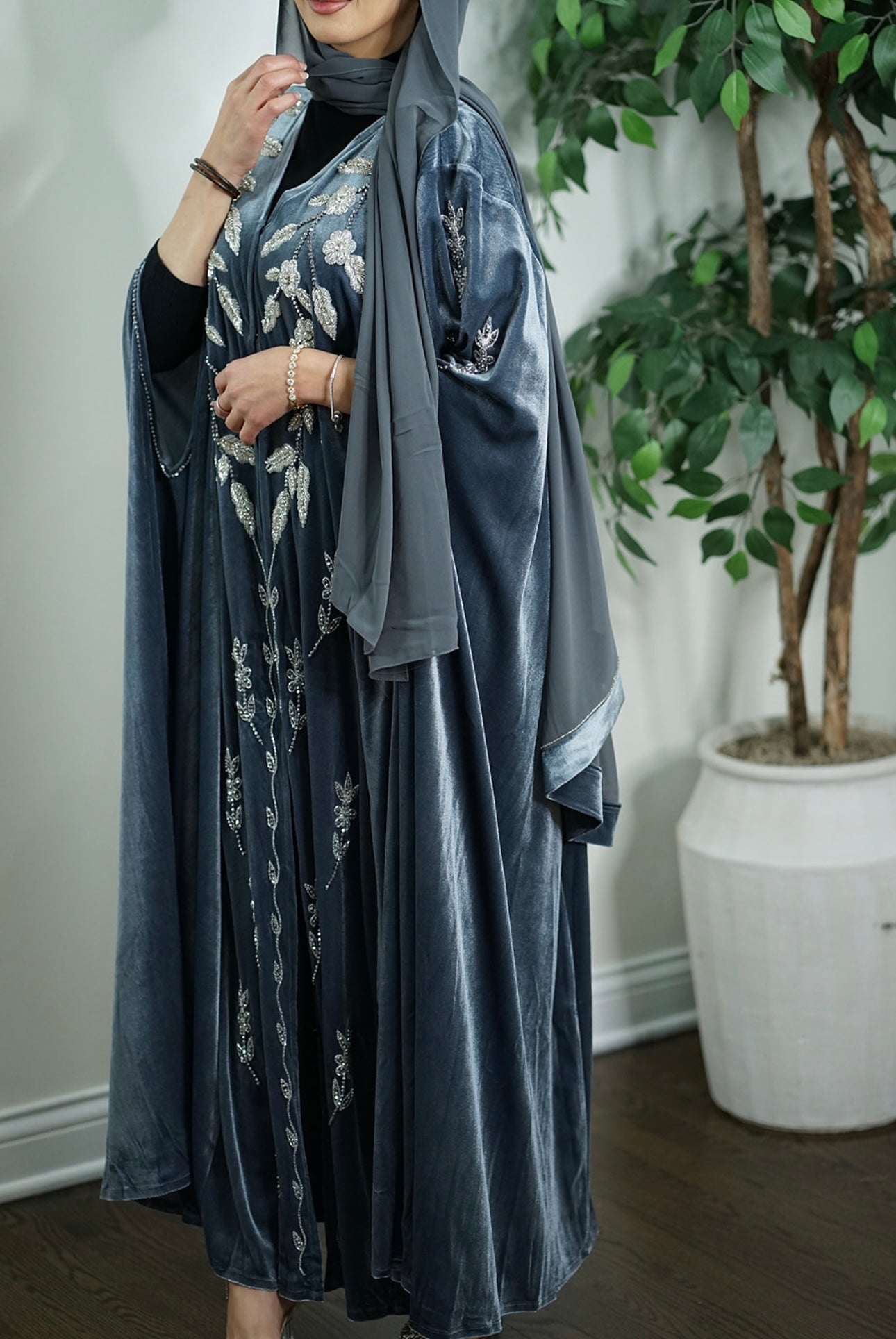 LUXURY VELVET EMBELLISHED CAPE