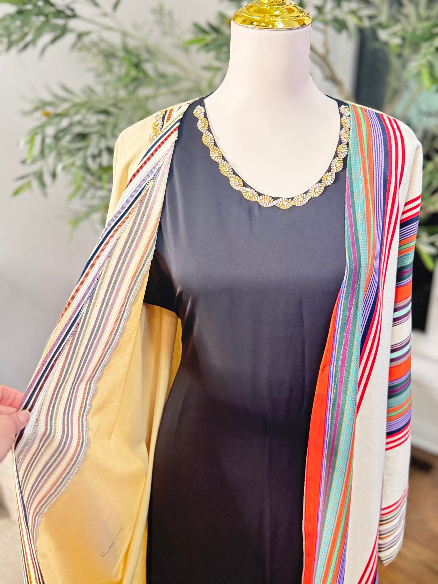 Butterfly oversized Crystal Beaded Modest traditional fabric shamigh Bisht Abaya set Bisht