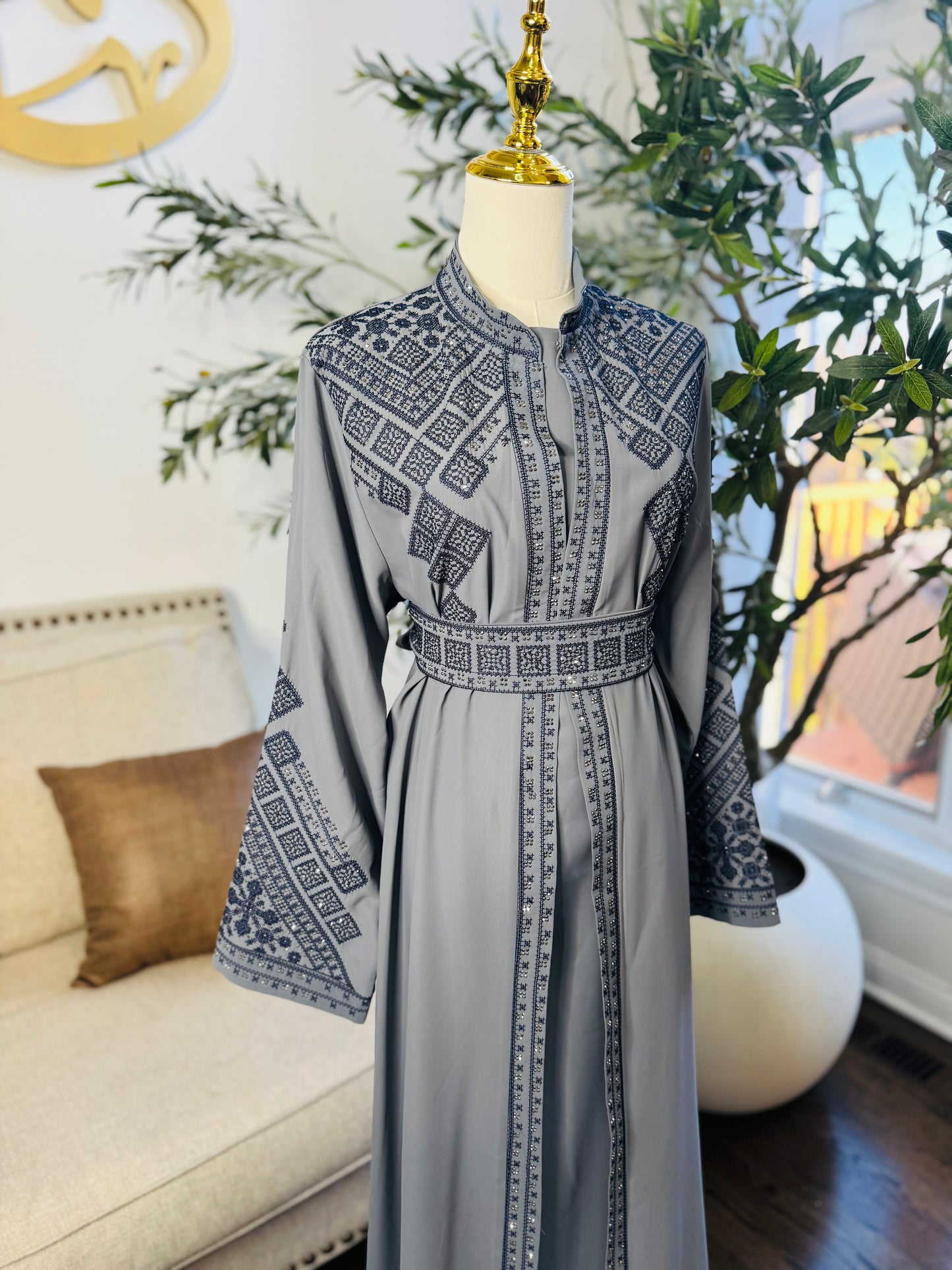 3 pcs Palestinian traditional embroidered tatreez open abaya Thobe