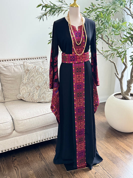 Embroidered tatreez Thobe Kaftan with Wide Sleeves