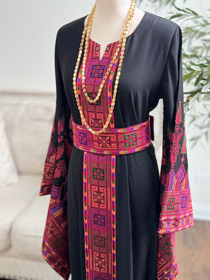 Embroidered tatreez Thobe Kaftan with Wide Sleeves